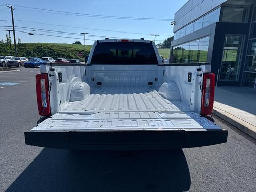 2025 Ford F-350 XLT