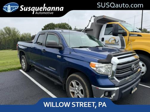 Blue 2014 Toyota Tundra SR5