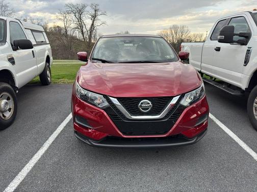 2022 Nissan Rogue Sport S