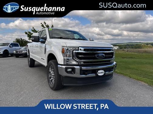 White 2022 Ford F-250 Lariat