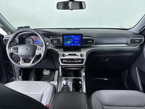 Blue 2021 Ford Explorer XLT