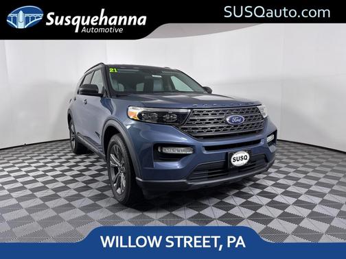 Blue 2021 Ford Explorer XLT