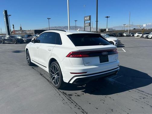 2019 Audi Q8 3.0T Premium Plus