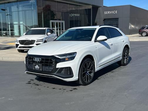 2019 Audi Q8 3.0T Premium Plus