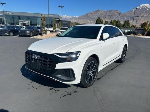 2019 Audi Q8 3.0T Premium Plus