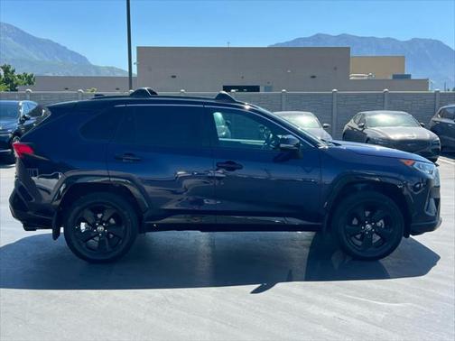 2021 Toyota RAV4 Hybrid SE