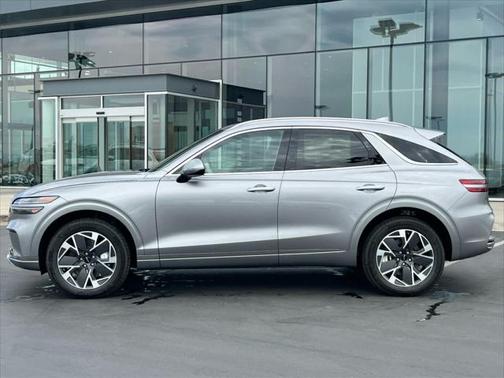 2026 Genesis Electrified GV70 Standard