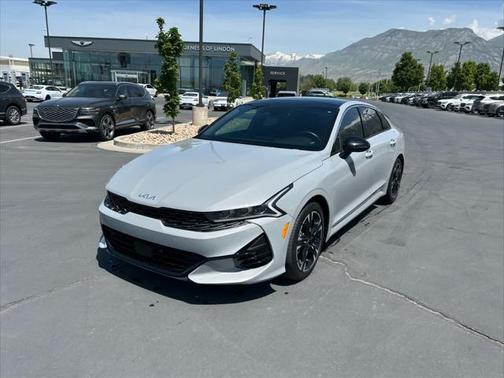 2022 Kia K5 GT-Line
