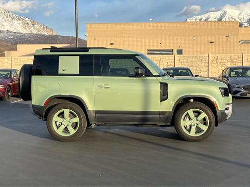 2023 Land Rover Defender 90 75th Edition