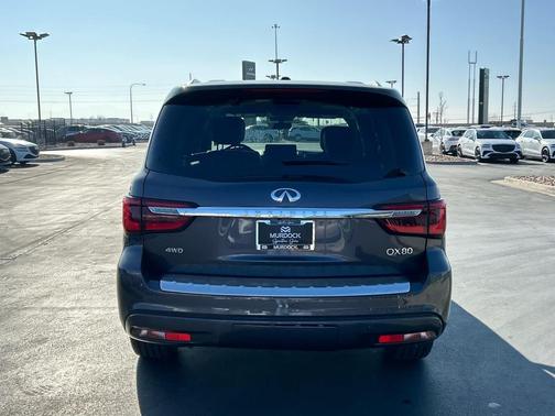 2024 INFINITI QX80 Luxe