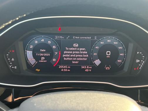 2025 Audi Q3 Premium 45 TFSI S line quattro Tiptronic