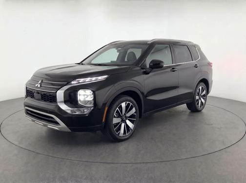 Black 2025 Mitsubishi Outlander SEL S-AWC