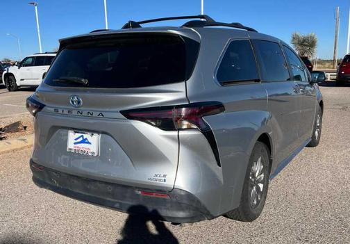2023 Toyota Sienna XLE
