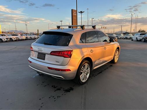 2018 Audi Q5 2.0T Premium Plus