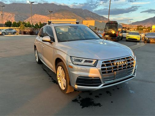 2018 Audi Q5 2.0T Premium Plus