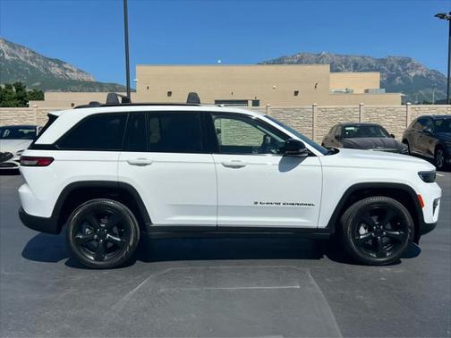 2023 Jeep Grand Cherokee Limited X