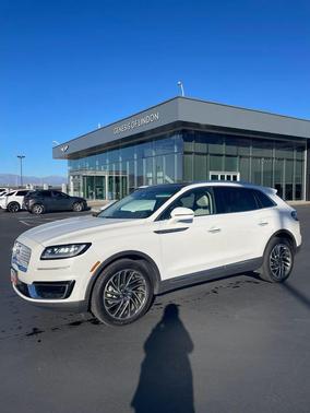 2020 Lincoln Nautilus Reserve