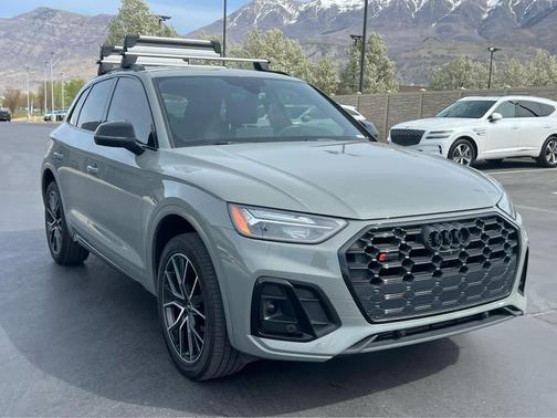 Quantum Gray 2022 Audi SQ5 3.0T Premium Plus