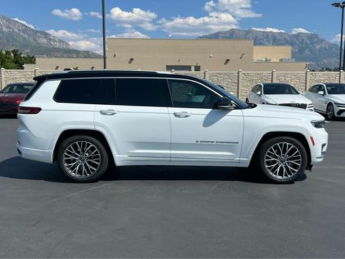 2023 Jeep Grand Cherokee L Summit Reserve