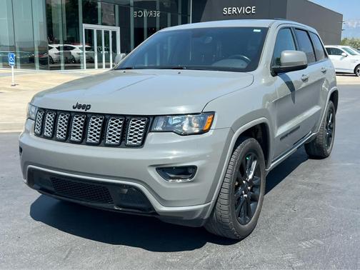 2020 Jeep Grand Cherokee Altitude