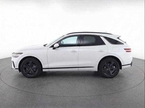 Matterhorn White 2022 Genesis GV70 3.5T AWD Sport