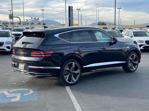 2026 Genesis GV80 2.5T