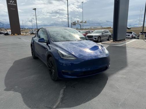 2023 Tesla Model Y Long Range Dual Motor All-Wheel Drive