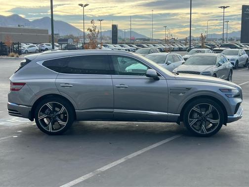 2026 Genesis GV80 2.5T