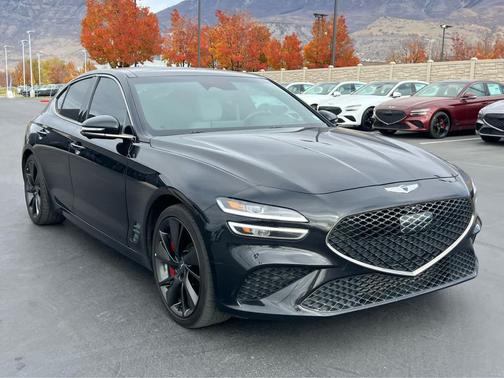 2022 Genesis G70 3.3T AWD