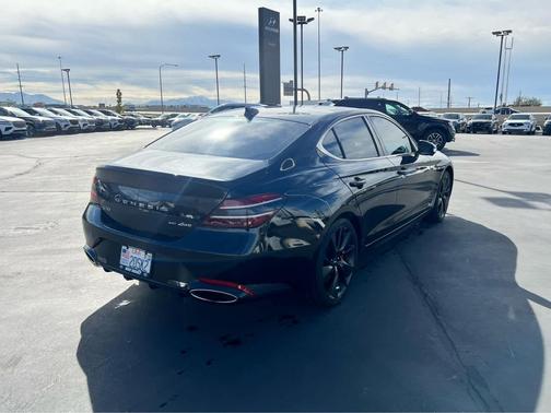 2022 Genesis G70 3.3T AWD