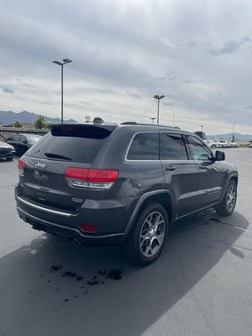 2018 Jeep Grand Cherokee Sterling Edition