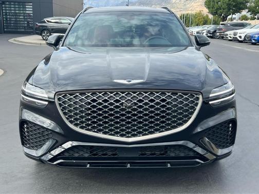 2025 Genesis GV70 3.5T AWD Sport