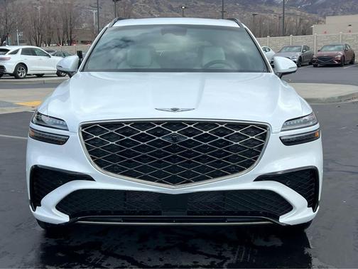 Uyuni White 2026 Genesis GV70 3.5T Sport Prestige