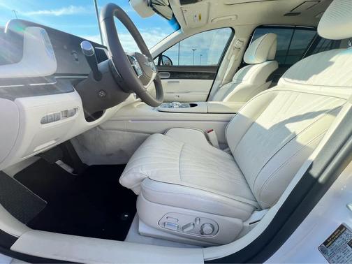 2023 Genesis G90 3.5T e-SC AWD
