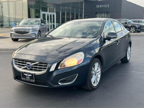 2013 Volvo S60 T5 Premier