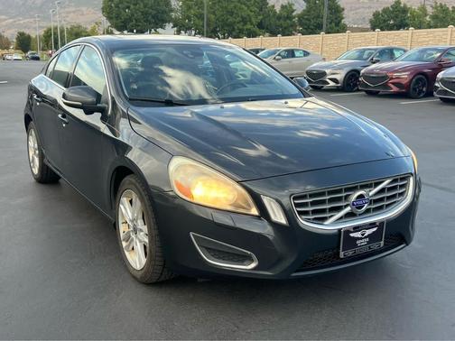 2013 Volvo S60 T5 Premier
