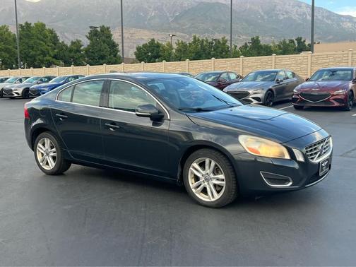 2013 Volvo S60 T5 Premier