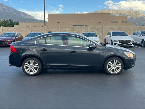 2013 Volvo S60 T5 Premier