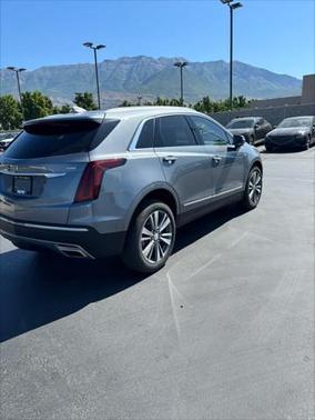 2020 Cadillac XT5 Premium Luxury