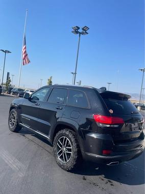 2017 Jeep Grand Cherokee Summit