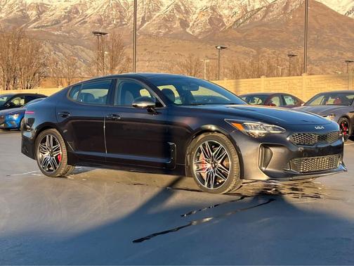 2022 Kia Stinger GT1