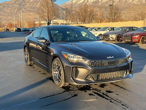 2022 Kia Stinger GT1
