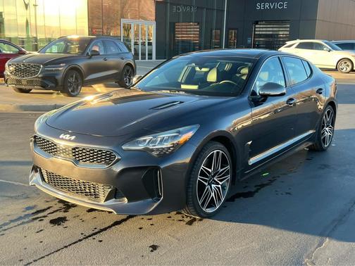 2022 Kia Stinger GT1