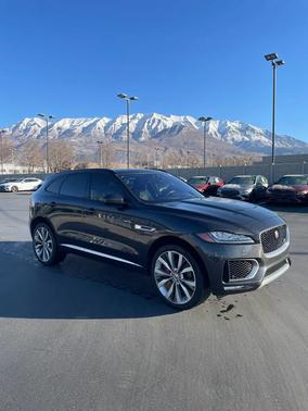 2017 Jaguar F-PACE S
