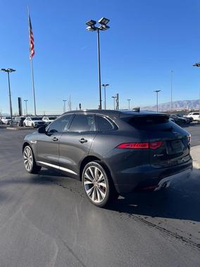2017 Jaguar F-PACE S