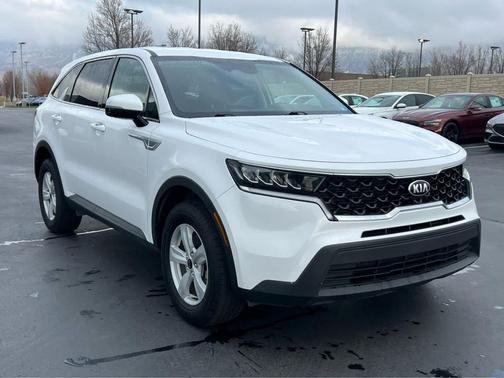 2021 Kia Sorento LX