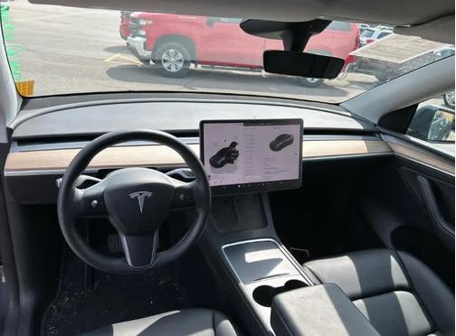 2023 Tesla Model Y Long Range Dual Motor All-Wheel Drive