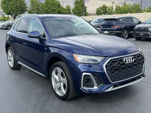 2022 Audi Q5 45 S line Prestige