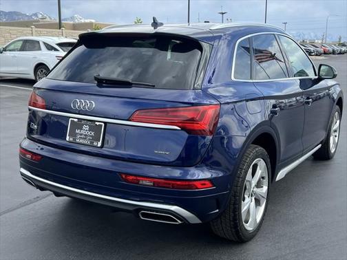 2022 Audi Q5 45 S line Prestige