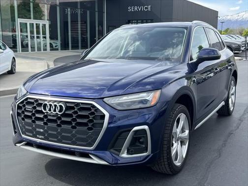 2022 Audi Q5 45 S line Prestige